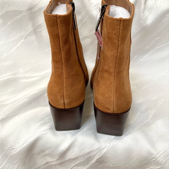 Blondo Sadie Waterproof Suede Ankle Boots - Picture 3 of 8